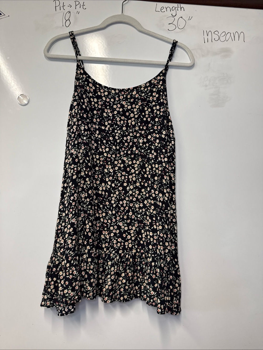 Urban Outfitters Black Floral Ruffle Hem babydoll tunic / mini dress size large